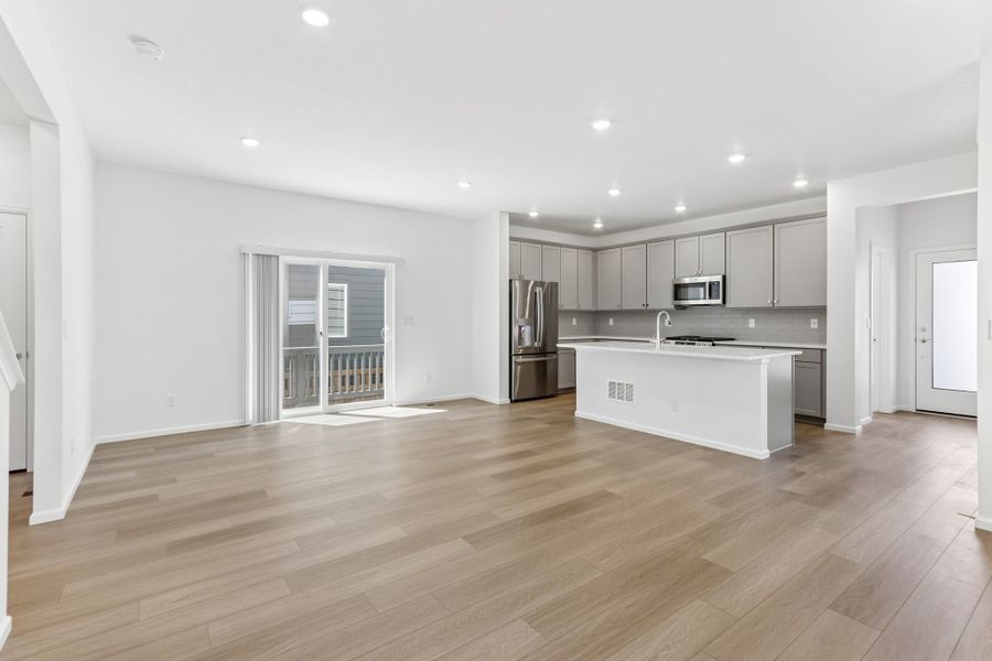 Spacious, unfurnished interior of a new home in Woodrose at Painted Prairie, Aurora (Image 11). Spacious, unfurnished interior of a new home in Woodrose at Painted Prairie, Aurora (Image 11).