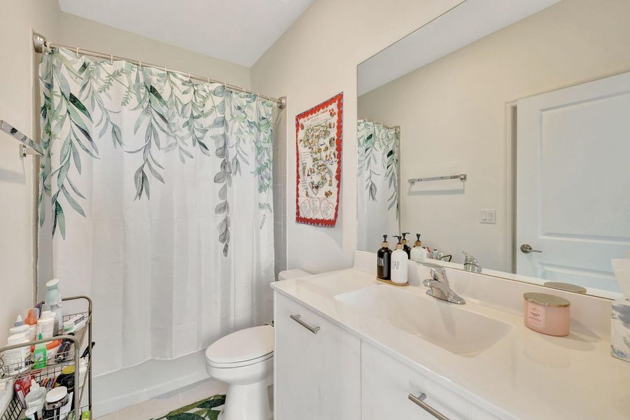 Furnished interior view inside a new home in , Miami (Image 17).