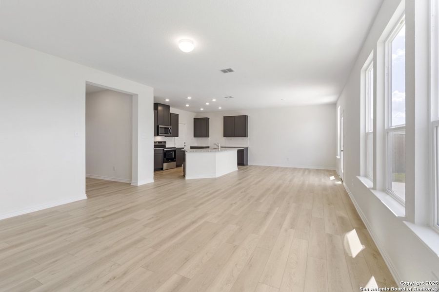 Spacious, unfurnished interior of a new home in Woodside Farms, Seguin (Image 12). Spacious, unfurnished interior of a new home in Woodside Farms, Seguin (Image 12).