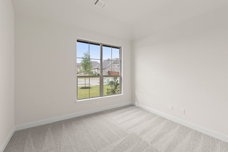 Spacious, unfurnished interior of a new home in Lovers Landing, Forney (Image 23).