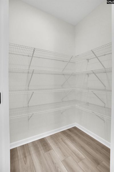 Image 42 of a home in Rolling Hills.