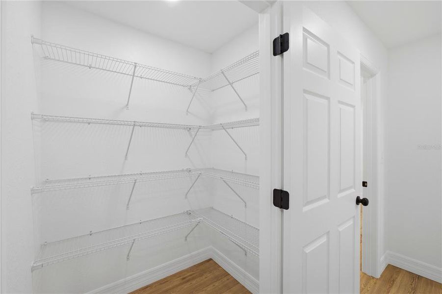 Spacious, unfurnished interior of a new home in , Ocklawaha (Image 22).