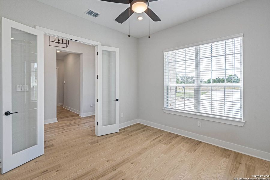 Spacious, unfurnished interior of a new home in Potranco West, Castroville (Image 14). Spacious, unfurnished interior of a new home in Potranco West, Castroville (Image 14).