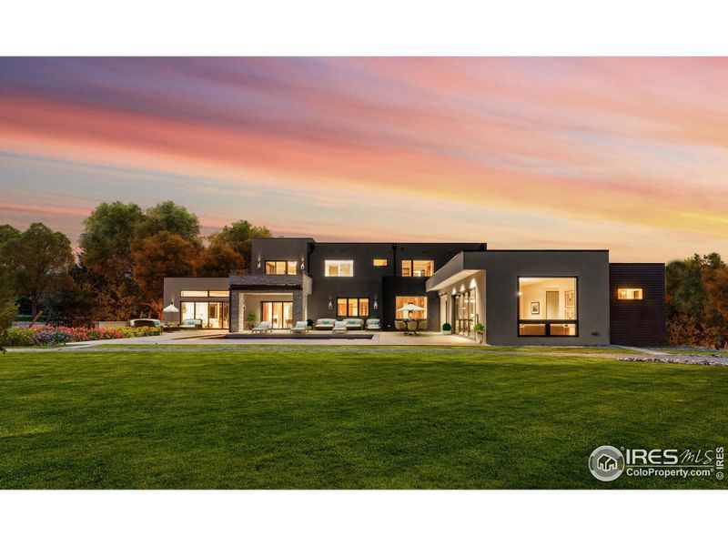 With a legacy spanning over two decades and a portfolio that includes distinguished homes in North Boulder and Denver's Hilltop neighborhoods. Brown Development continues to set the standard for luxury living.