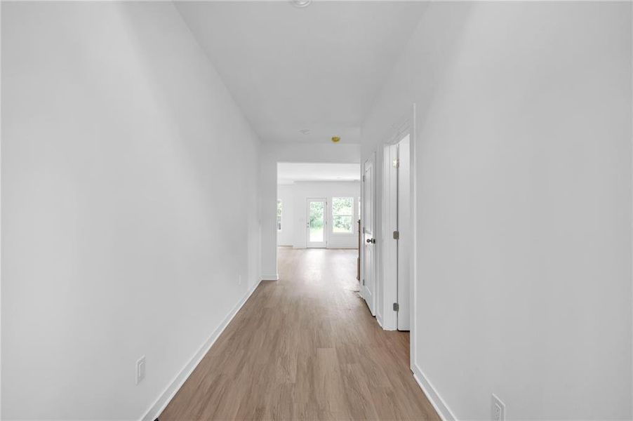 Spacious, unfurnished interior of a new home in , Atlanta (Image 16).