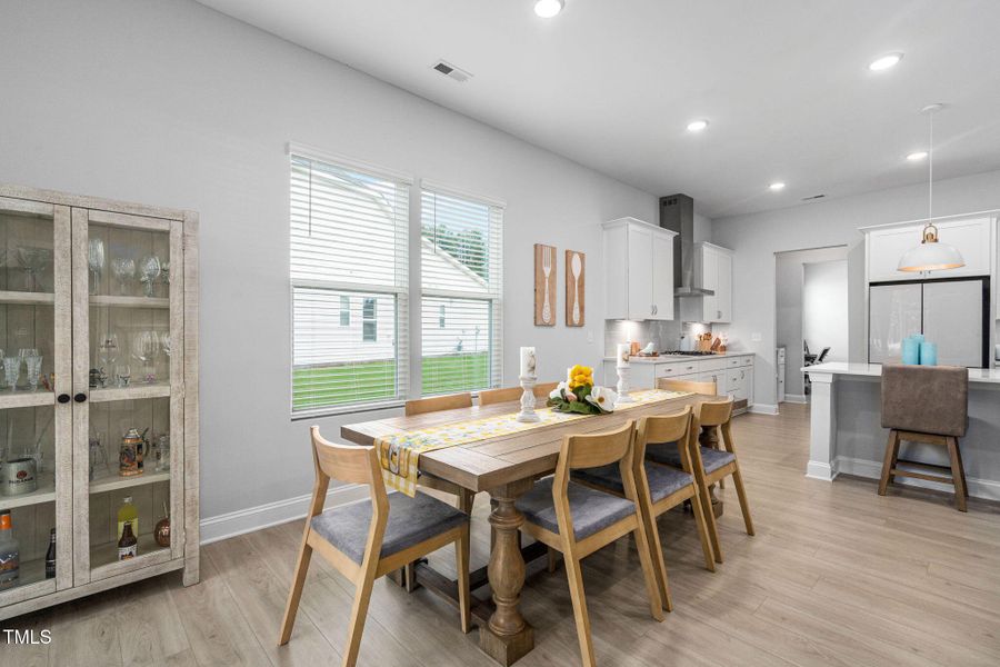 52-web-or-mls-321-falls-village-dr