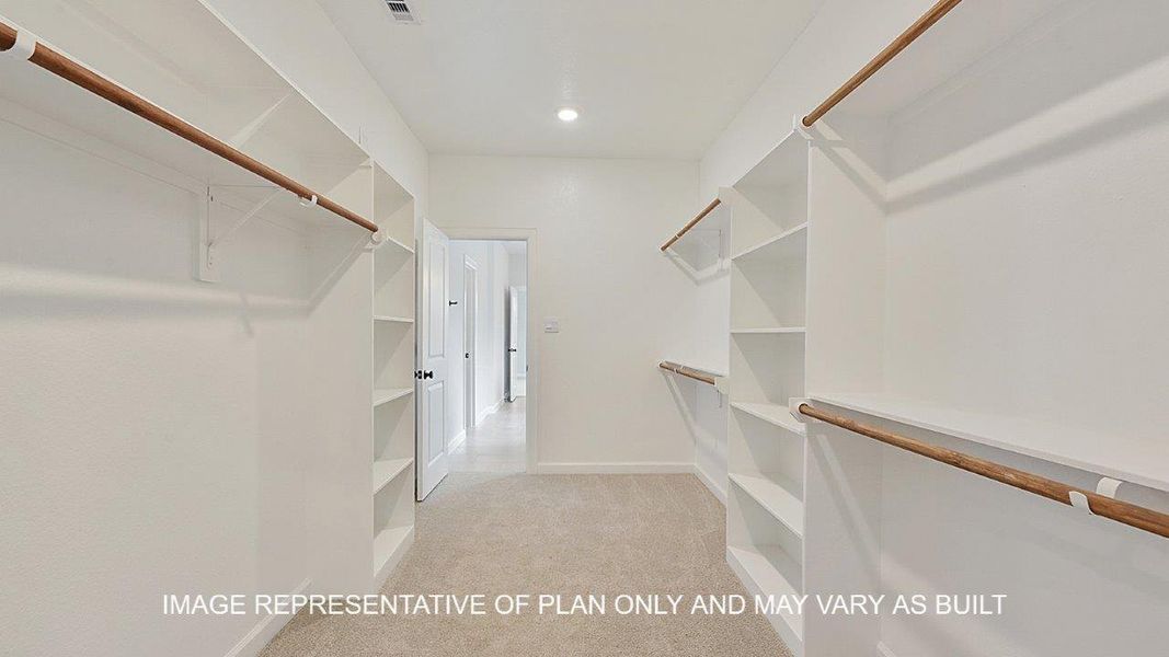 Spacious, unfurnished interior of a new home in Wellborn Settlement, College Station (Image 14).