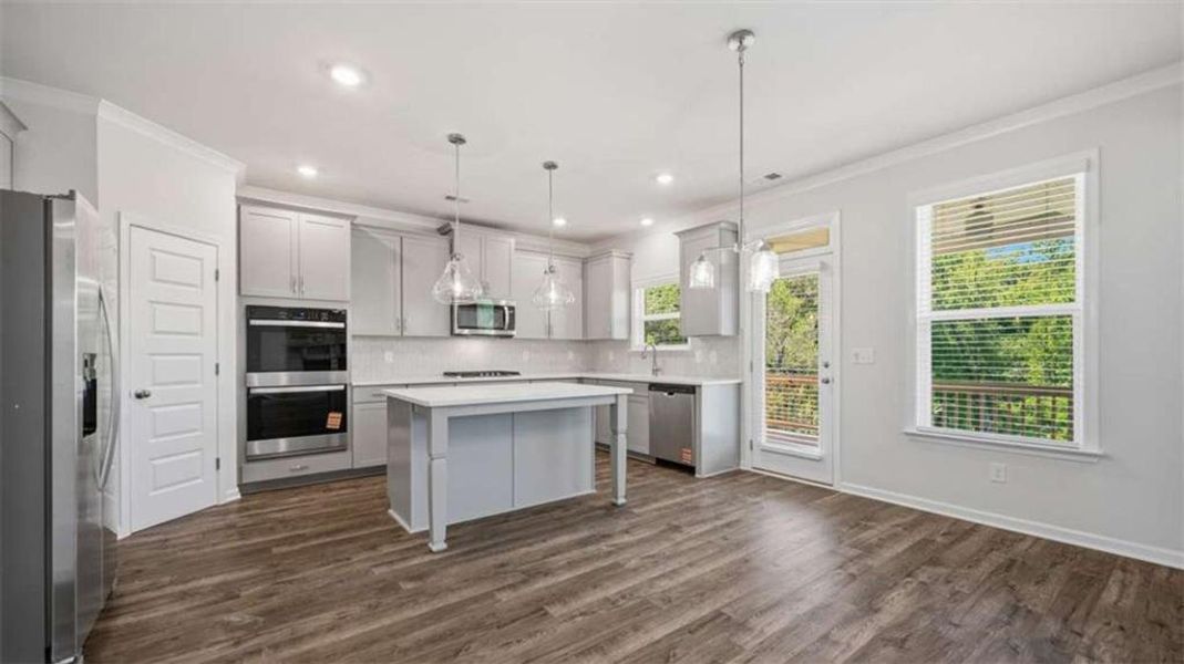 Furnished interior view inside a new home in Water Oak Estates, Lawrenceville (Image 4).