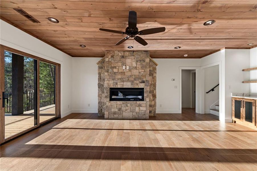 Image 71 of a home in .