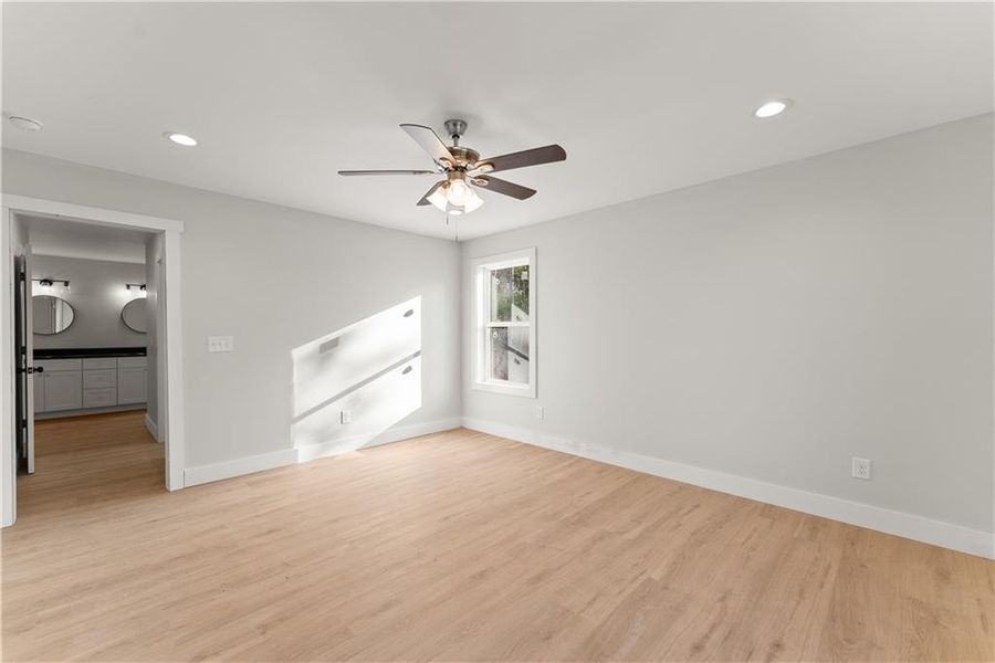 Spacious, unfurnished interior of a new home in , Cleveland (Image 25).