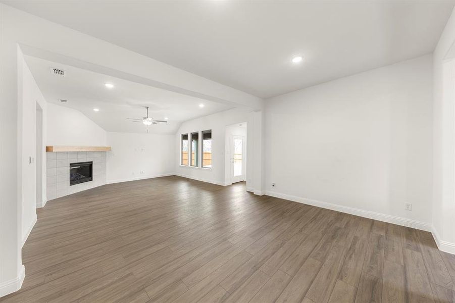 03_ 3821 Maize Ave, Heartland 03_ 3821 Maize Ave, Heartland