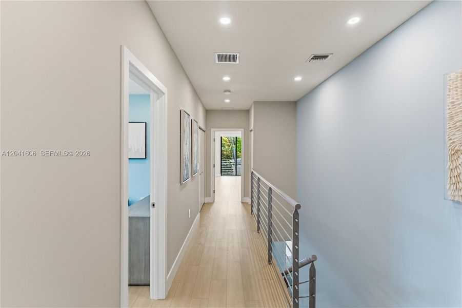 Image 37 of a home in .