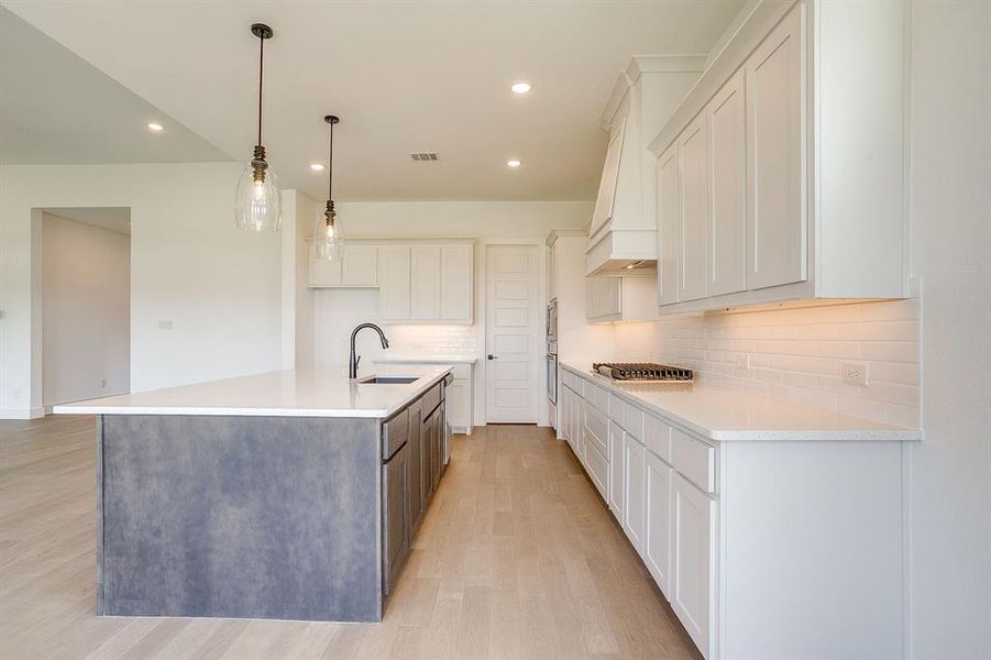 Furnished interior view inside a new home in Pecan Grove, Burleson (Image 10).