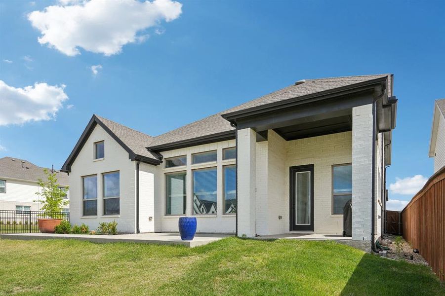 Exterior details and patio area of a home in , Fort Worth (Image 3).