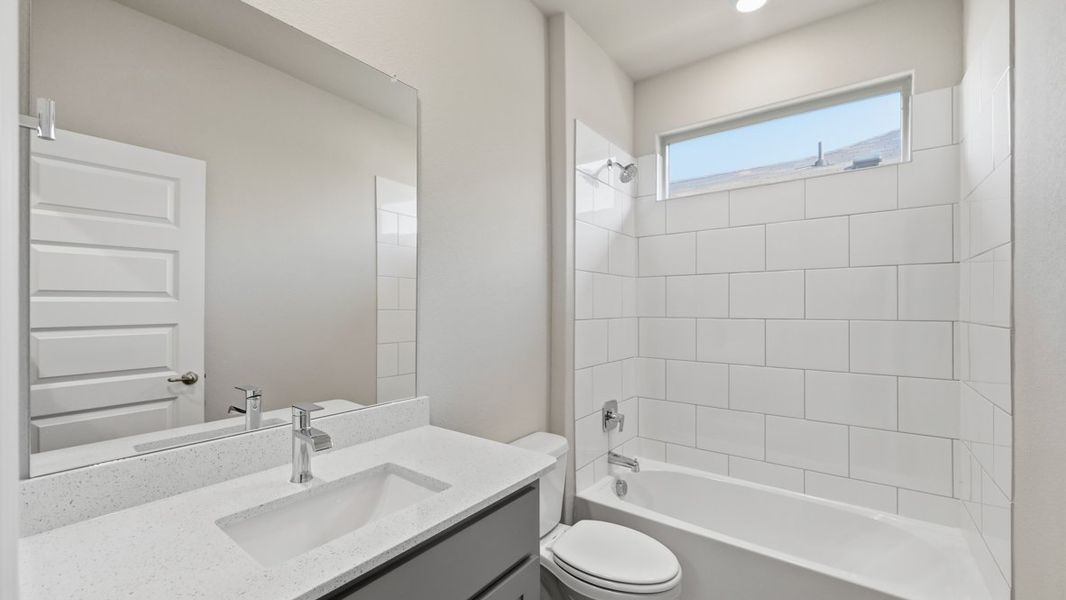 Furnished interior view inside a new home in Legado, Cleburne (Image 6).