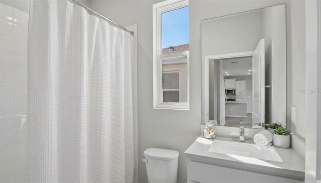 Furnished interior view inside a new home in , Wesley Chapel (Image 10).