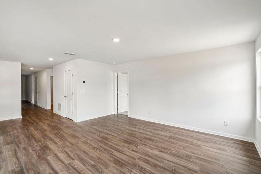 Spacious, unfurnished interior of a new home in Urban's Place, Chatsworth (Image 20). Spacious, unfurnished interior of a new home in Urban's Place, Chatsworth (Image 20).