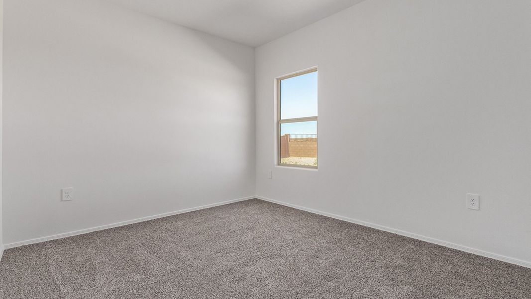 Spacious, unfurnished interior of a new home in Saguaro Bloom, Marana (Image 16).