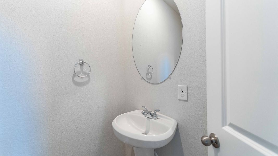 Image 44 of a home in Columbia Lakes.