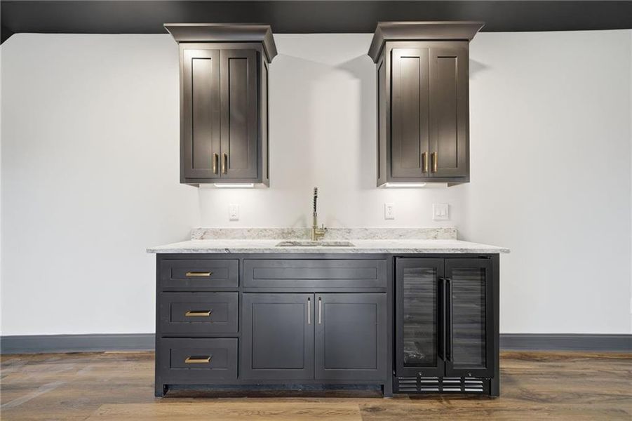 Furnished interior view inside a new home in , Jasper (Image 14).