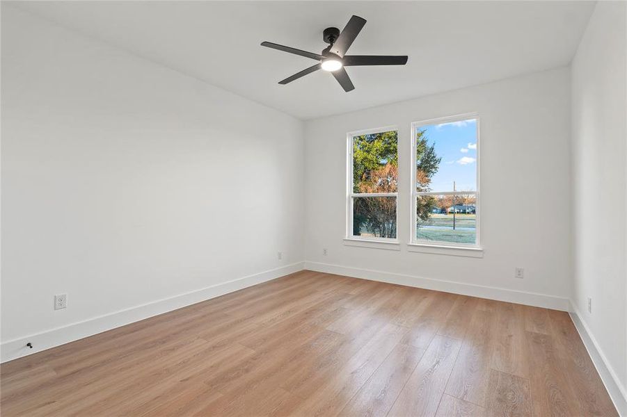 Spacious, unfurnished interior of a new home in , Dallas (Image 29).