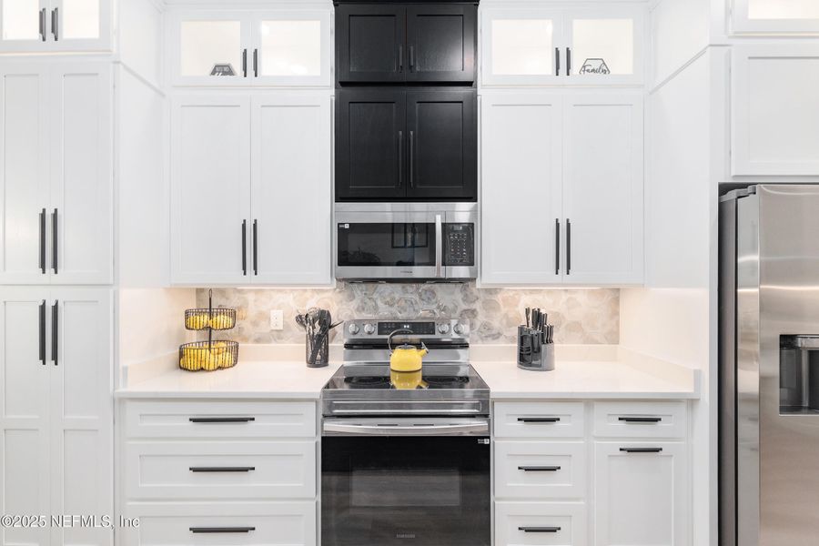 Image 77 of a home in .