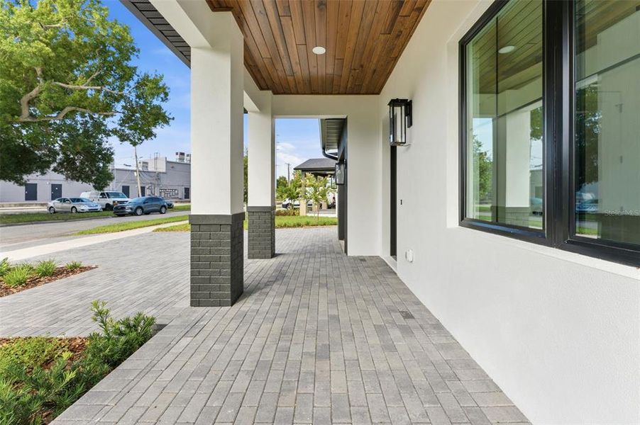 Exterior details and patio area of a home in , Tampa (Image 31).