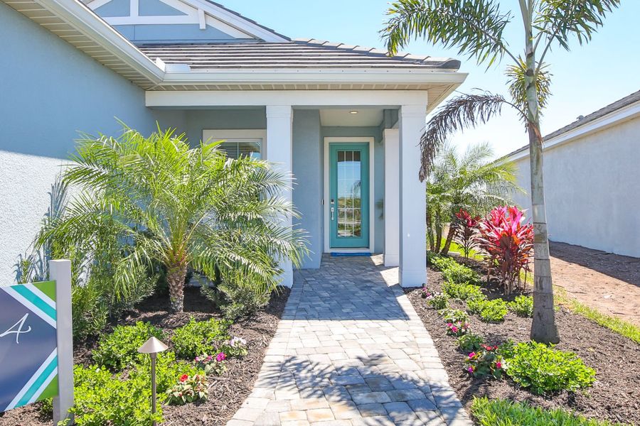 Representative exterior details of a home built from the Liberty 4 by Neal Communities in Palm Grove, Bradenton (Image 3).