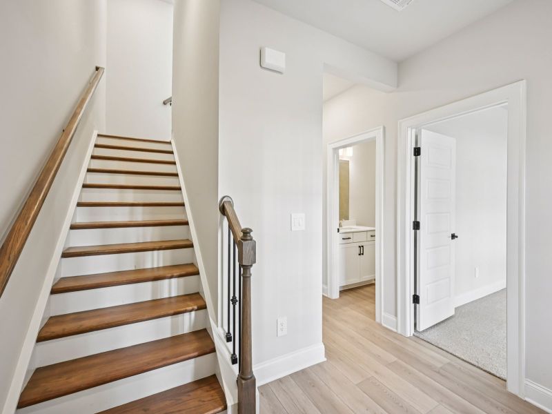 Spacious, unfurnished interior of a new home in Martin Springs - Highland Series, Lawrenceville (Image 12).