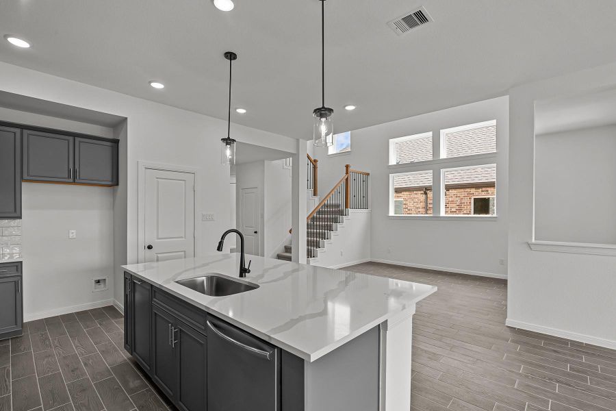 Photo does not represent actual home options and selection. Ask Sales consultant for specific selections.