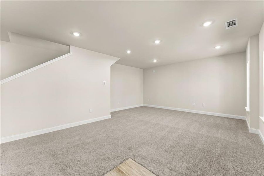 Spacious, unfurnished interior of a new home in Magnolia Villas, Cornelia (Image 34).