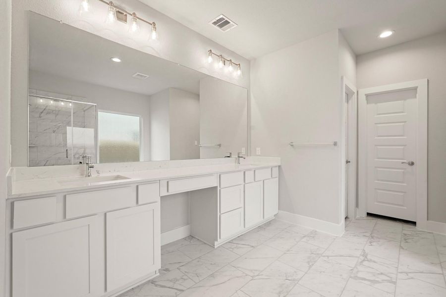 Furnished interior view inside a new home in Briarwood Crossing, Rosenberg (Image 14).