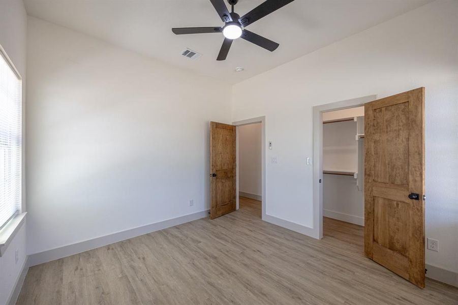 Spacious, unfurnished interior of a new home in , Fort Worth (Image 16). Spacious, unfurnished interior of a new home in , Fort Worth (Image 16).