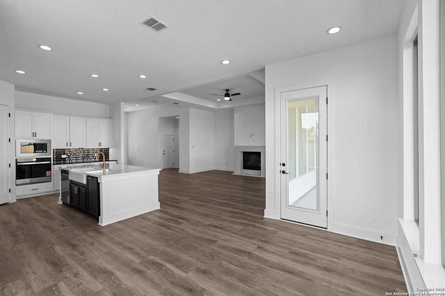 Image 24 of a home in Legacy at Lake Dunlap. Image 24 of a home in Legacy at Lake Dunlap.