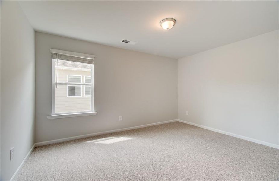 Spacious, unfurnished interior of a new home in Cooper Park, McDonough (Image 12).