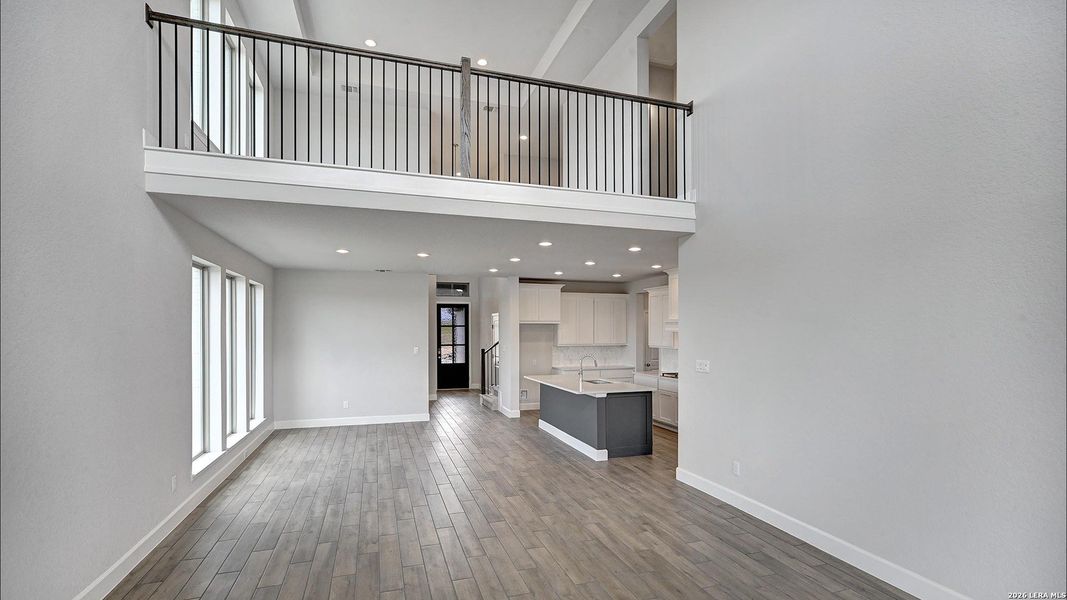 Spacious, unfurnished interior of a new home in Briggs Ranch, San Antonio (Image 18). Spacious, unfurnished interior of a new home in Briggs Ranch, San Antonio (Image 18).