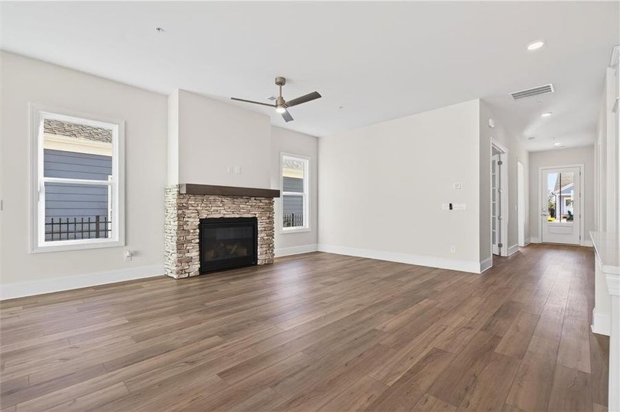 Spacious, unfurnished interior of a new home in The Reserve at Bells Ferry, Kennesaw (Image 25).