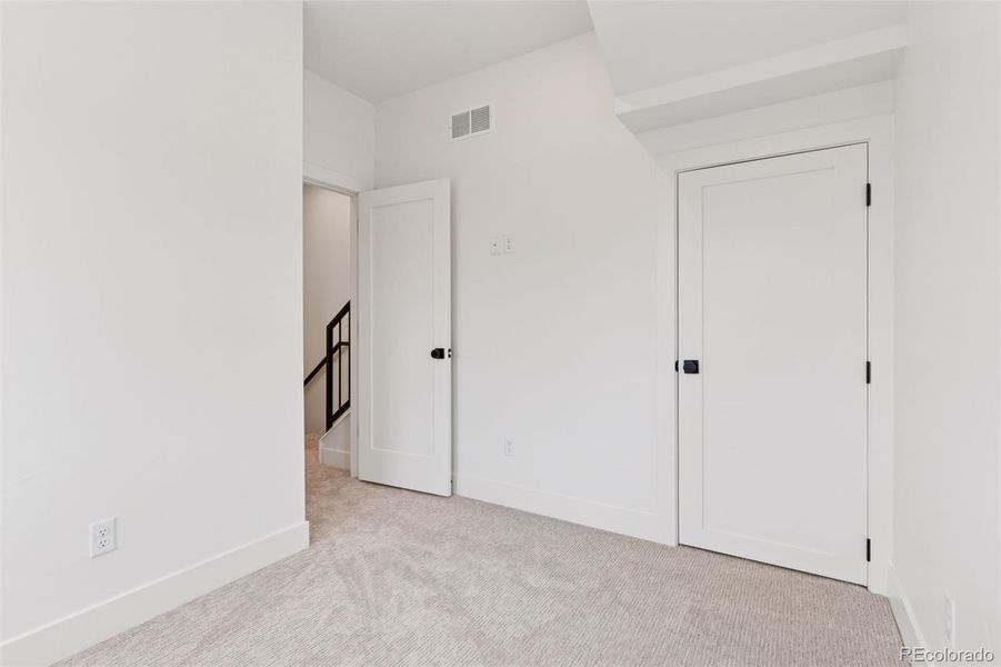 Image 23 of a home in .