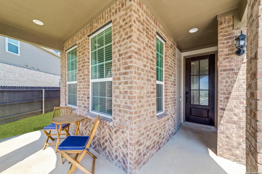 Exterior details and patio area of a home in Bison Ridge, San Antonio (Image 3).