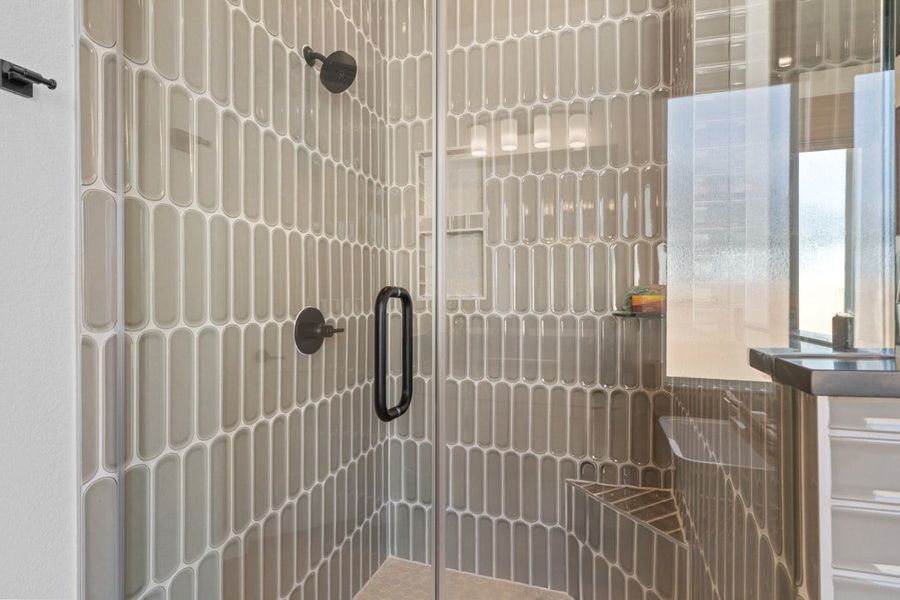 Representative interior finishes for a home built from the Brentwood – 65′ by Chesmar Homes in Attwater, Waller (Image 10). Representative interior finishes for a home built from the Brentwood – 65′ by Chesmar Homes in Attwater, Waller (Image 10).