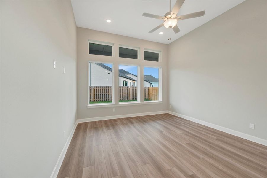 Spacious, unfurnished interior of a new home in COLTON - Reserve Collection, Todd Mission (Image 20).