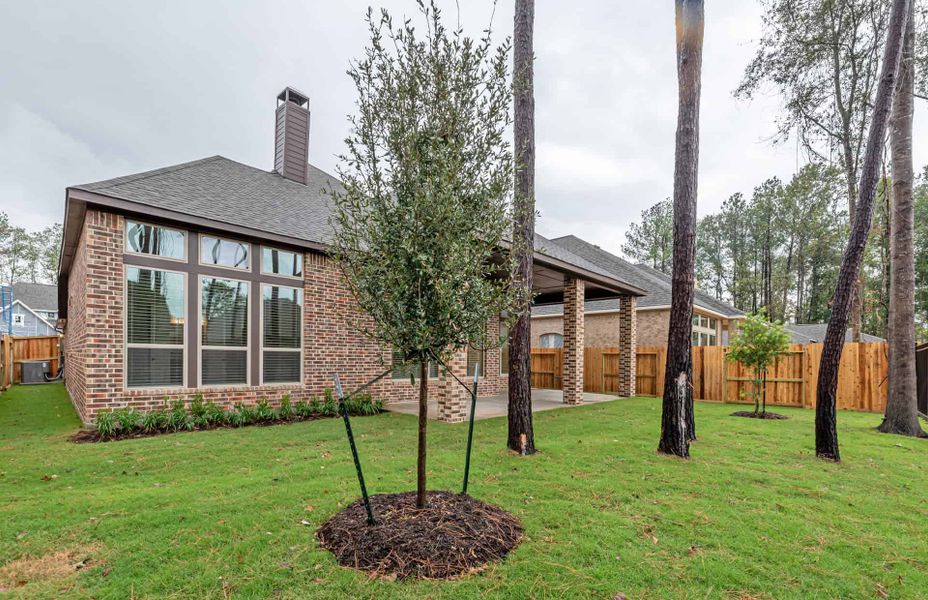 Representative exterior details of a home built from the 2349 by Ravenna Homes in The Highlands 55′, Porter (Image 3). Representative exterior details of a home built from the 2349 by Ravenna Homes in The Highlands 55′, Porter (Image 3).