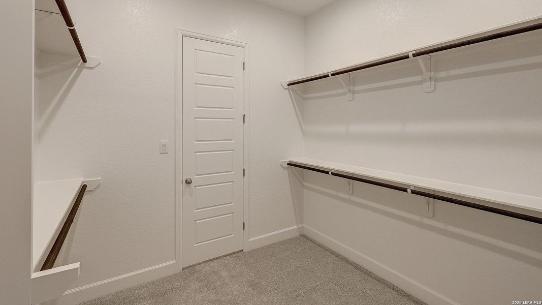 Spacious, unfurnished interior of a new home in The Ranches at Creekside, Boerne (Image 15).