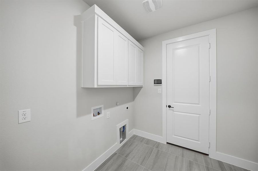 Spacious, unfurnished interior of a new home in Brookhollow West, Prosper (Image 21).