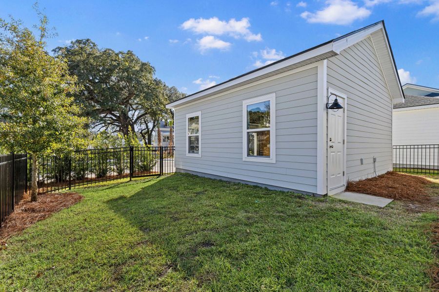 Exterior details and patio area of a home in , Charleston (Image 3).