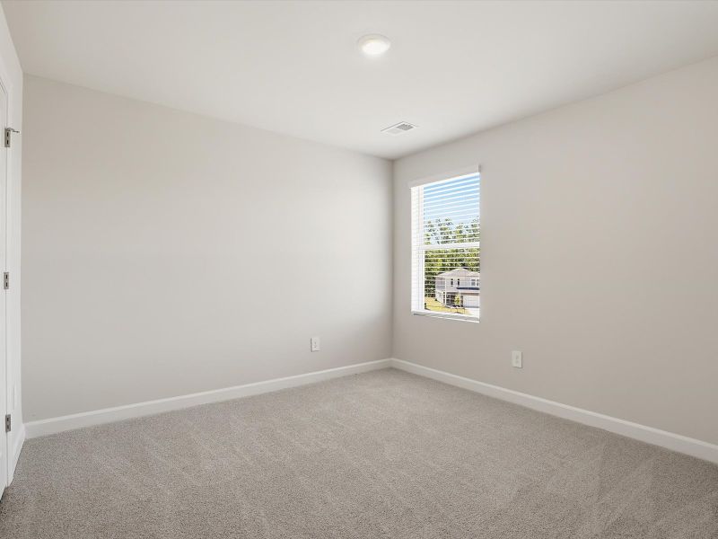 Spacious, unfurnished interior of a new home in Creek Ridge - Signature Collection, Spartanburg (Image 18). Spacious, unfurnished interior of a new home in Creek Ridge - Signature Collection, Spartanburg (Image 18).