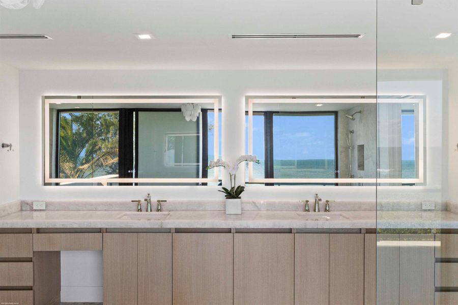 Close-up of interior finishes inside a home in , Jupiter Island (Image 19).