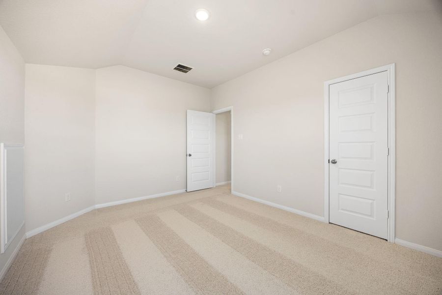 Spacious, unfurnished interior of a new home in Southfork Ranch, Sealy (Image 42).