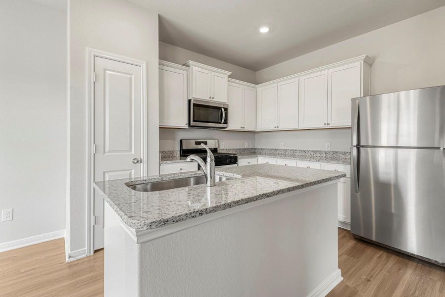 Furnished interior view inside a new home in Freeman Ranch, Katy (Image 5).