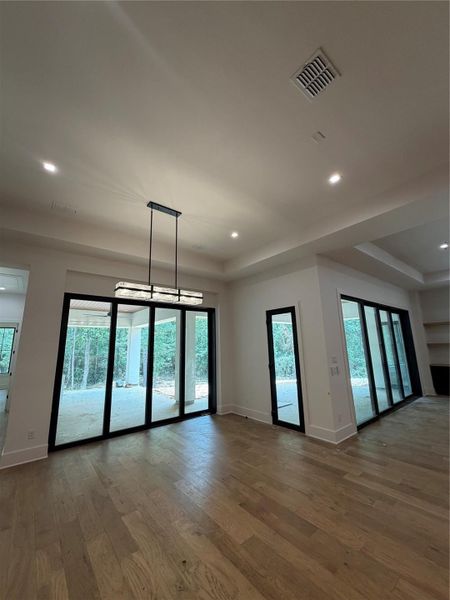 Notice all the sliding doors and light open plan casual dining Notice all the sliding doors and light open plan casual dining